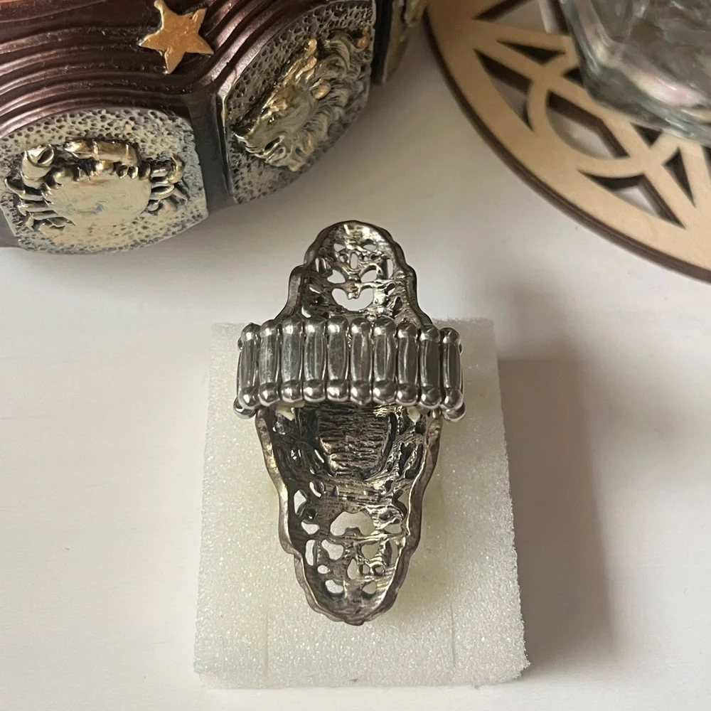 Adjustable Ring! - Picture 2 of 2
